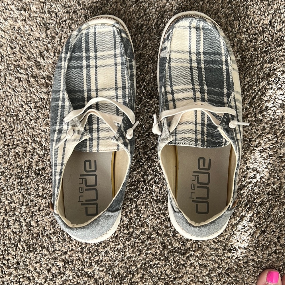 Hey Dude’s Women’s US size 8